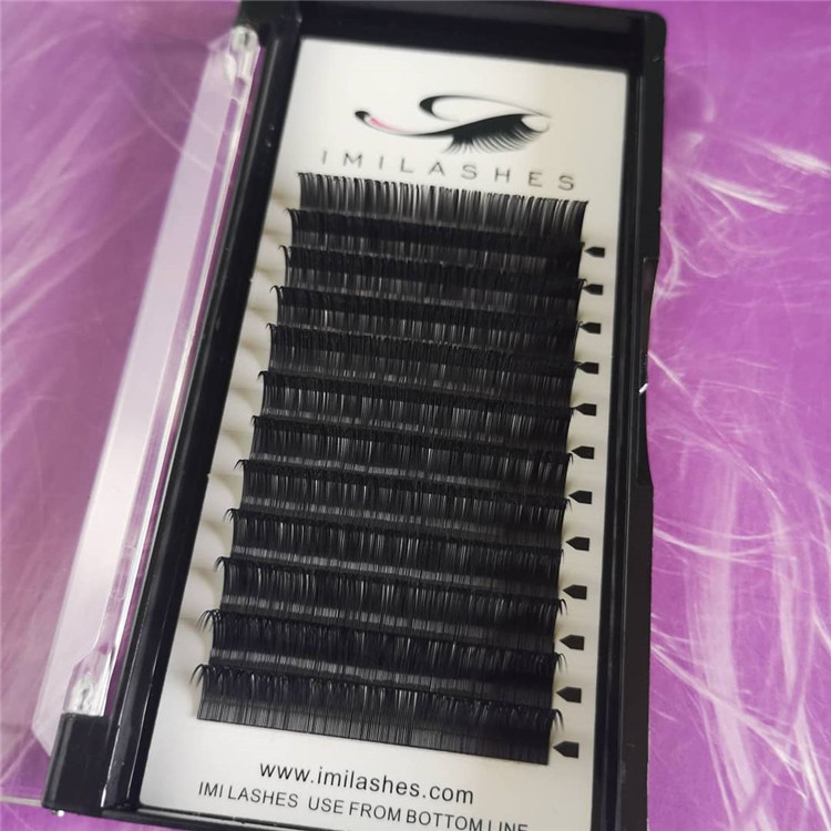 eyelash extensions curl.jpg